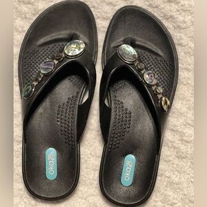 Oka B sandals excellent condition